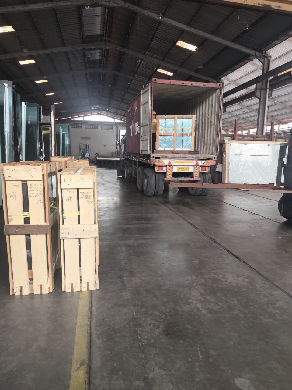 Pengiriman kargo surabaya namlea kdo express